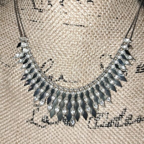 RARE GORGEOUS!! Brighton Silver 925 TRIBAL CHOKER Necklace In Heart Shaped Tin - Picture 6 of 14